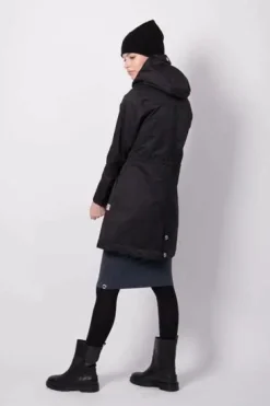 Daninge Winter Parka Black (Silver Trim)