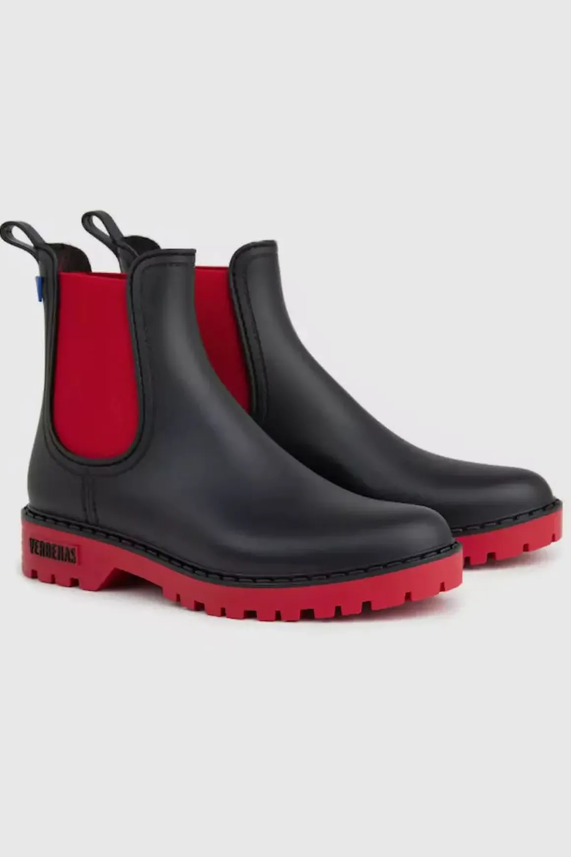 Verbenas Gaudi Mate Negro/Rojo